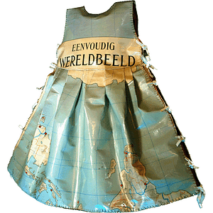 Eenvoudig-wereldbeeld-soft-sculpture-Mieke-de-Waal